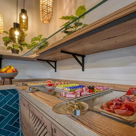 Vienna House Easy By Wyndham 3* Aψβούργη