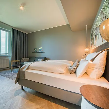 Vienna House Easy By Wyndham 3*