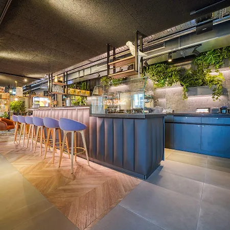 Vienna House Easy By Wyndham Ξενοδοχείο 3*