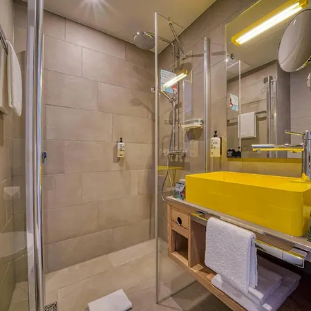 Ξενοδοχείο Vienna House Easy By Wyndham 3*